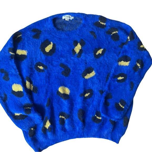 Lili Sidonio by Molly Bracken – Leopard Print Fuzzy Sweater Electric Blue – S/M - Picture 3 of 6
